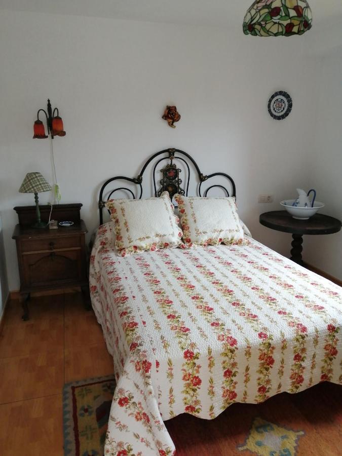 Casa Oute Guest House Sobrada Exterior foto