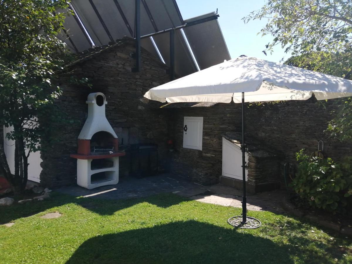 Casa Oute Guest House Sobrada Exterior foto