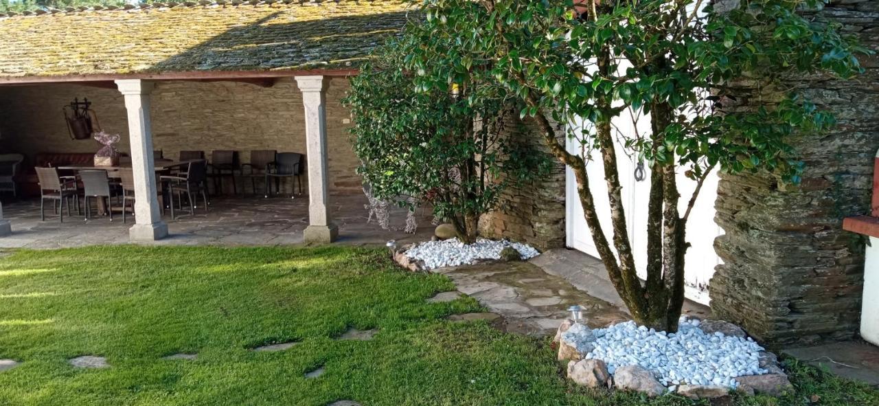 Casa Oute Guest House Sobrada Exterior foto